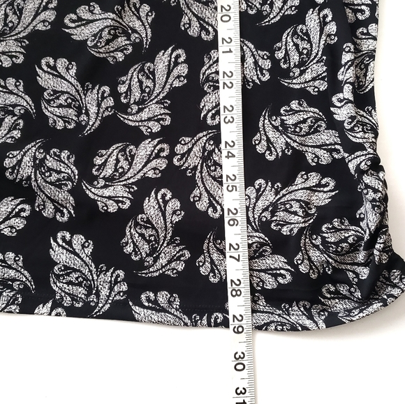 Lane Bryant Faux Wrap Short Sleeve Blouse Size 22/24 - Picture 9 of 11